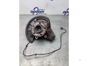 Gebruikte Asschenkel rechts-achter Mercedes A (W176) 1.6 A-160 16V Prijs € 50,00 Margeregeling aangeboden door Gebr Opdam B.V.