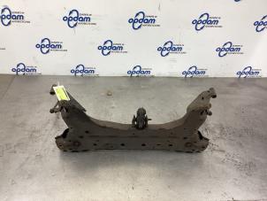 Gebruikte Subframe Mazda 2 (DE) 1.3 16V S-VT Prijs € 68,00 Margeregeling aangeboden door Gebr Opdam B.V.