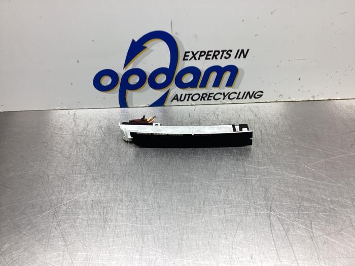 Gebruikte Display Interieur Citroen C4 Picasso (UD/UE/UF) 1.6 16V VTi 120 Prijs € 22,00 Margeregeling aangeboden door Gebr Opdam B.V.