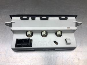 Display Interieur van een Peugeot 206+ (2L/M) 1.4 XS 2011