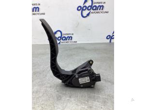 Gebruikte Gaspedaalpositie Sensor Renault Clio IV (5R) 0.9 Energy TCE 90 12V Prijs € 20,00 Margeregeling aangeboden door Gebr Opdam B.V.