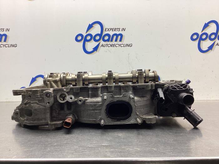 Gebruikte Cilinderkop Opel Corsa F (UB/UH/UP) 1.2 12V 75 Prijs € 450,00 Margeregeling aangeboden door Gebr Opdam B.V.