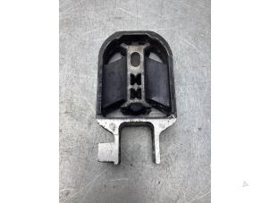 Gebruikte Motorsteun Volvo V40 (MV) 2.0 D4 16V Prijs € 20,00 Margeregeling aangeboden door Gebr Opdam B.V.