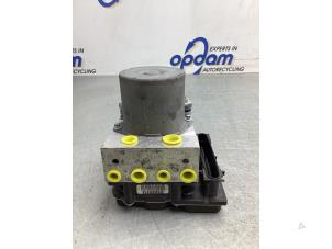 Gebruikte ABS Pomp Landrover Range Rover Sport (LS) 4.2 V8 32V Supercharged Prijs € 125,00 Margeregeling aangeboden door Gebr Opdam B.V.