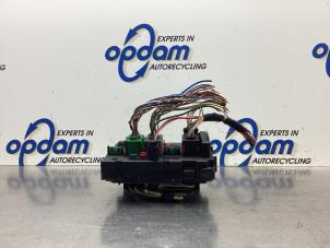 Gebruikte Zekeringkast Peugeot 307 (3A/C/D) 1.6 16V Prijs € 68,00 Margeregeling aangeboden door Gebr Opdam B.V.