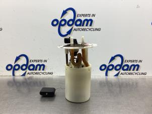 Gebruikte Benzinepomp Chevrolet Kalos (SF48) 1.4 16V Prijs € 45,00 Margeregeling aangeboden door Gebr Opdam B.V.