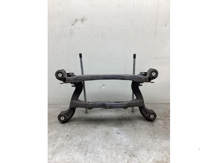 Gebruikte Subframe Mercedes CLA Shooting Brake (117.9) 2.2 CLA-220 CDI, 220 d 16V Prijs € 200,00 Margeregeling aangeboden door Gebr Opdam B.V.