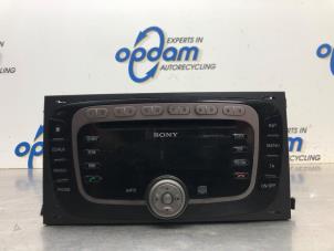 Gebruikte Radio CD Speler Ford C-Max (DM2) 1.8 16V Prijs € 300,00 Margeregeling aangeboden door Gebr Opdam B.V.