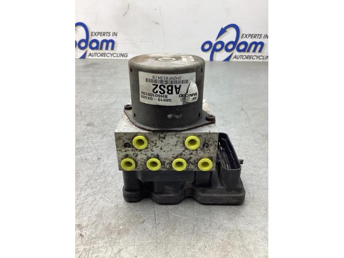 Gebruikte ABS Pomp Hyundai i10 (F5) 1.1i 12V Prijs € 100,00 Margeregeling aangeboden door Gebr Opdam B.V.