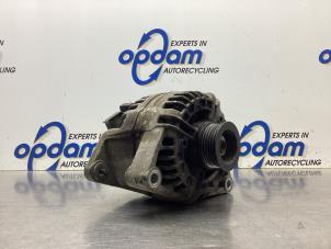 Gebruikte Alternator Opel Astra H (L48) 1.4 16V Twinport Prijs € 54,00 Margeregeling aangeboden door Gebr Opdam B.V.