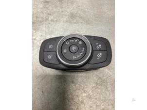 Gebruikte Schakelaar Licht Ford Transit Custom 2.0 TDCi 16V Eco Blue 105 Prijs € 30,00 Margeregeling aangeboden door Gebr Opdam B.V.