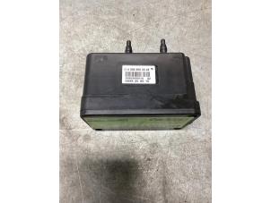 Gebruikte Module Centrale Deurvergrendeling Mercedes E (C207) E-350 CDI V6 24V Prijs € 45,00 Margeregeling aangeboden door Gebr Opdam B.V.