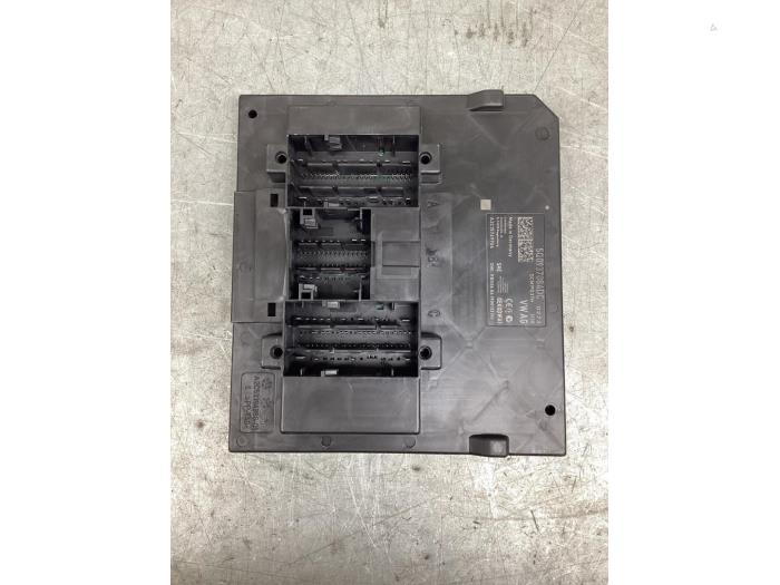 Computer Body Control van een Volkswagen Golf VII (AUA) 1.5 TGI Evo 16V 2019