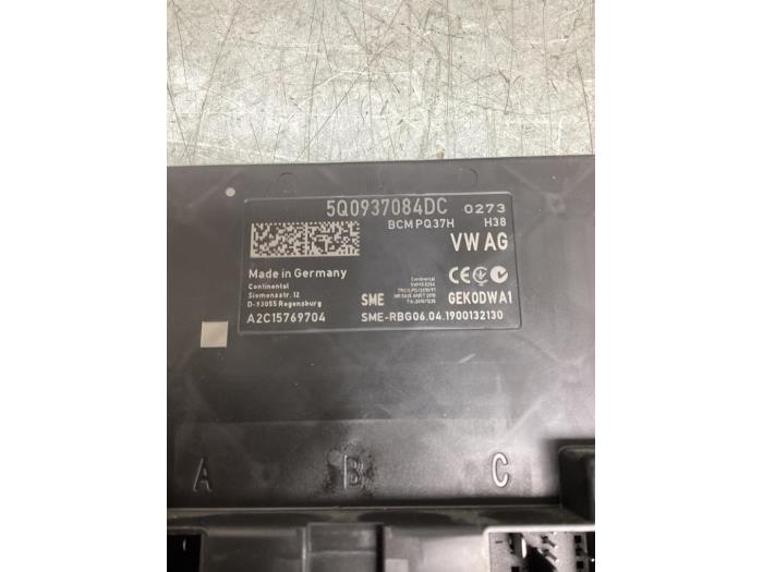 Computer Body Control van een Volkswagen Golf VII (AUA) 1.5 TGI Evo 16V 2019