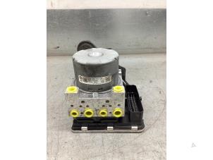 Gebruikte ABS Pomp Volkswagen Golf VII (AUA) 1.5 TGI Evo 16V Prijs € 175,00 Margeregeling aangeboden door Gebr Opdam B.V.