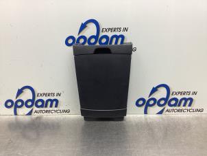 Gebruikte Dashboardkastje Suzuki Splash 1.0 12V Prijs € 35,00 Margeregeling aangeboden door Gebr Opdam B.V.