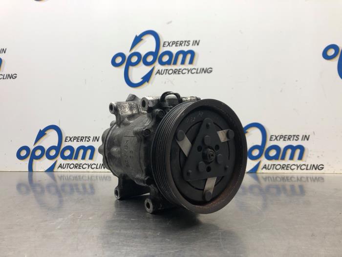 Gebruikte Pomp Airco Renault Kangoo Prijs € 40,00 Margeregeling aangeboden door Gebr Opdam B.V.
