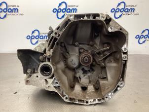 Gebruikte Versnellingsbak Renault Megane II Grandtour (KM) 1.5 dCi 85 Prijs € 225,00 Margeregeling aangeboden door Gebr Opdam B.V.