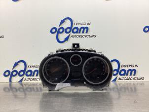 Gebruikte Kilometerteller KM Opel Corsa D 1.4 16V Twinport Prijs € 125,00 Margeregeling aangeboden door Gebr Opdam B.V.