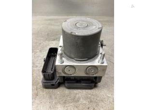 Gebruikte ABS Pomp Peugeot 3008 II (M4/MC/MJ/MR) 1.2 12V e-THP PureTech 130 Prijs € 150,00 Margeregeling aangeboden door Gebr Opdam B.V.