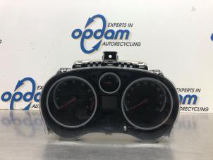 Gebruikte Tellerklok Opel Corsa D 1.2 16V Prijs € 112,00 Margeregeling aangeboden door Gebr Opdam B.V.