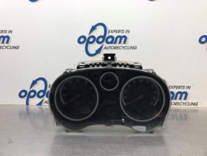 Gebruikte Kilometerteller KM Opel Corsa D 1.2 16V Prijs € 112,00 Margeregeling aangeboden door Gebr Opdam B.V.