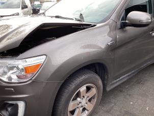 Gebruikte Scherm links-voor Mitsubishi ASX 1.6 MIVEC 16V Prijs € 150,00 Margeregeling aangeboden door Gebr Opdam B.V.