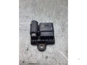 Gebruikte Voorgloei Relais Mercedes Sprinter 3,5t (906.63) 316 CDI 16V Prijs € 42,35 Inclusief btw aangeboden door Gebr Opdam B.V.