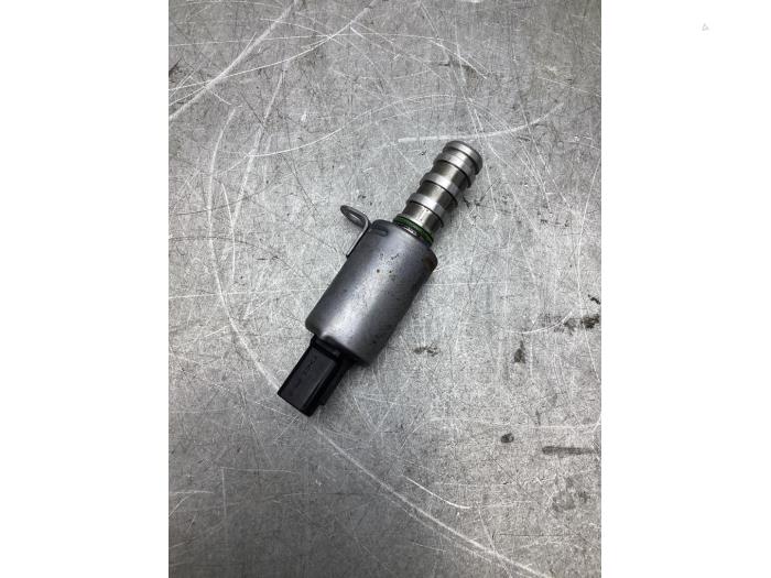 Gebruikte Sensor Nokkenas Peugeot 208 I (CA/CC/CK/CL) 1.2 Vti 12V PureTech 82 Prijs € 30,00 Margeregeling aangeboden door Gebr Opdam B.V.
