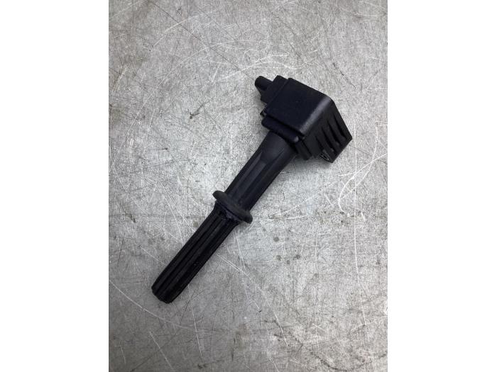 Gebruikte Bobine Opel Karl 1.0 12V Prijs € 20,00 Margeregeling aangeboden door Gebr Opdam B.V.