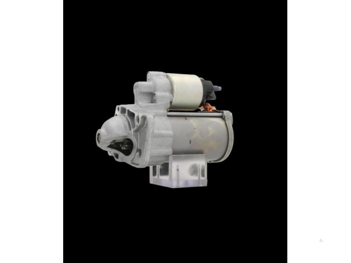 Startmotor van een Mercedes Citan 2014