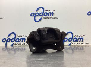 Gebruikte Remklauw (Tang) rechts-voor Suzuki Celerio (LF) 1.0 12V Prijs € 45,00 Margeregeling aangeboden door Gebr Opdam B.V.