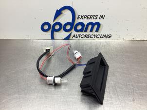 Nieuwe Schakelaar achterklep Opel Zafira Prijs € 40,00 Inclusief btw aangeboden door Gebr Opdam B.V.