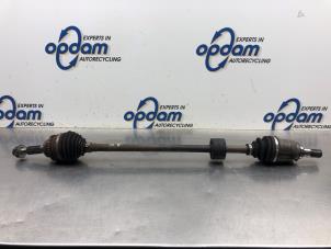 Gebruikte Aandrijfas rechts-voor Suzuki Celerio (LF) 1.0 12V Prijs € 68,00 Margeregeling aangeboden door Gebr Opdam B.V.