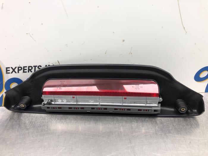 Gebruikte Remlicht Extra midden Ford Ka II 1.2 Prijs € 36,00 Margeregeling aangeboden door Gebr Opdam B.V.