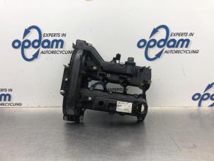 Gebruikte Kleppendeksel Ford Focus 3 Wagon 1.0 Ti-VCT EcoBoost 12V 100 Prijs € 68,00 Margeregeling aangeboden door Gebr Opdam B.V.