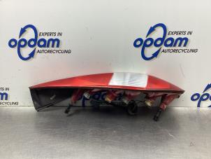 Gebruikte Achterlicht links Ford Mondeo III Wagon 2.0 16V Prijs € 36,00 Margeregeling aangeboden door Gebr Opdam B.V.