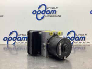 Gebruikte ABS Pomp BMW 3 serie Touring (E91) 318i 16V Prijs € 112,00 Margeregeling aangeboden door Gebr Opdam B.V.