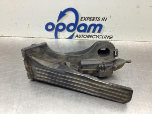 Gebruikte Gaspedaal Volkswagen Touran (1T1/T2) 1.9 TDI 105 Euro 3 Prijs € 45,00 Margeregeling aangeboden door Gebr Opdam B.V.