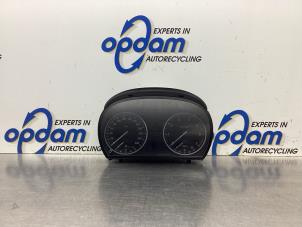 Gebruikte Kilometerteller KM BMW 3 serie (E90) 318i 16V Prijs € 90,00 Margeregeling aangeboden door Gebr Opdam B.V.