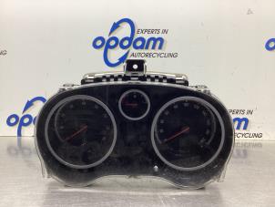 Gebruikte Tellerklok Opel Corsa D 1.4 16V Twinport Prijs € 112,00 Margeregeling aangeboden door Gebr Opdam B.V.