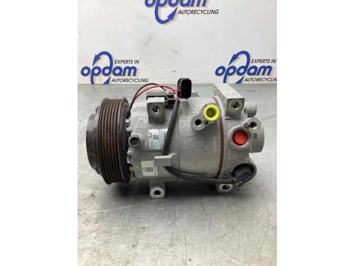Gebruikte Aircopomp Hyundai i30 (PDEB5/PDEBB/PDEBD/PDEBE) 1.0 T-GDI 12V Prijs € 150,00 Margeregeling aangeboden door Gebr Opdam B.V.