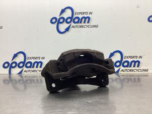 Gebruikte Remklauw (Tang) links-voor Chevrolet Aveo (250) 1.4 16V LS Prijs € 45,00 Margeregeling aangeboden door Gebr Opdam B.V.