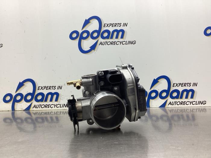 Gebruikte Gasklephuis Volkswagen Golf IV (1J1) 2.0 Prijs € 72,00 Margeregeling aangeboden door Gebr Opdam B.V.