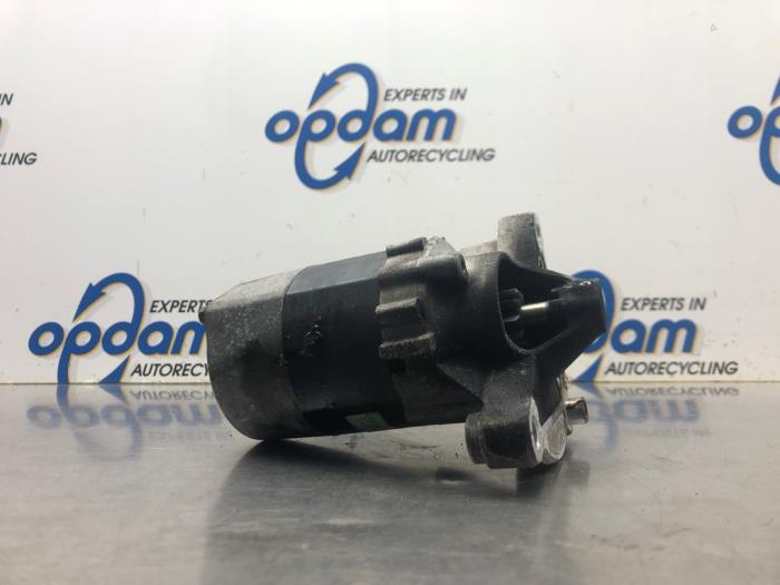 Gebruikte Startmotor Peugeot 206+ (2L/M) 1.4 XS Prijs € 30,00 Margeregeling aangeboden door Gebr Opdam B.V.