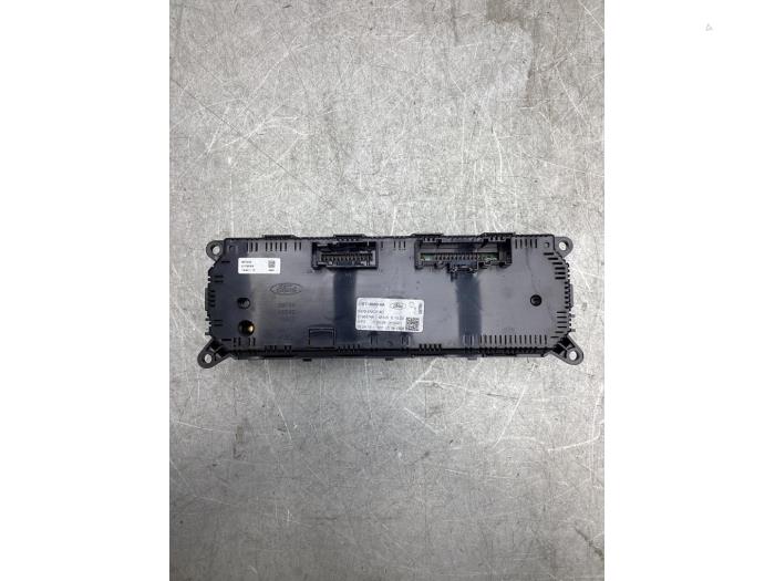 Kachel Bedieningspaneel van een Ford Fiesta 7 1.1 Ti-VCT 12V 85 2019