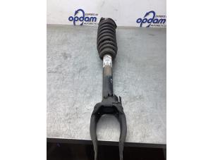 Gebruikte Schokdemperpoot links-voor Mercedes GLE (W166) 400 3.0 V6 24V 4-Matic Prijs € 200,00 Margeregeling aangeboden door Gebr Opdam B.V.