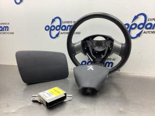Gebruikte Airbag Set + Module Peugeot 107 1.0 12V Prijs € 400,00 Margeregeling aangeboden door Gebr Opdam B.V.