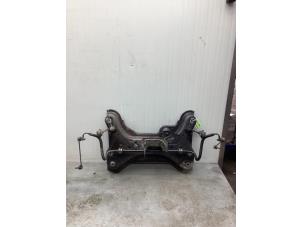 Gebruikte Subframe Renault Trafic (1FL/2FL/3FL/4FL) 1.6 dCi 125 Twin Turbo Prijs € 200,00 Margeregeling aangeboden door Gebr Opdam B.V.