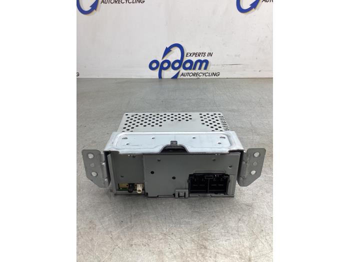 Radio module van een Ford Puma 1.0 Ti-VCT EcoBoost mHEV 12V 2022